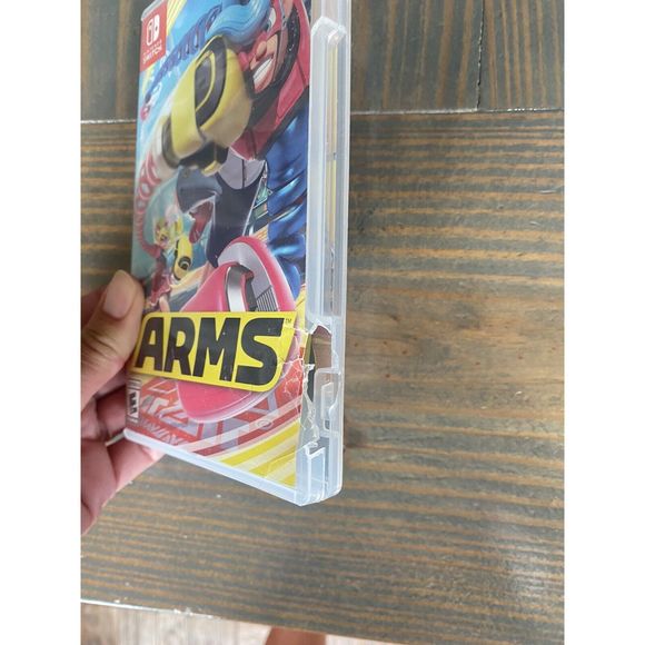 ARMS - Nintendo Switch Game Rated E For Everyone - Picture 3 of 4